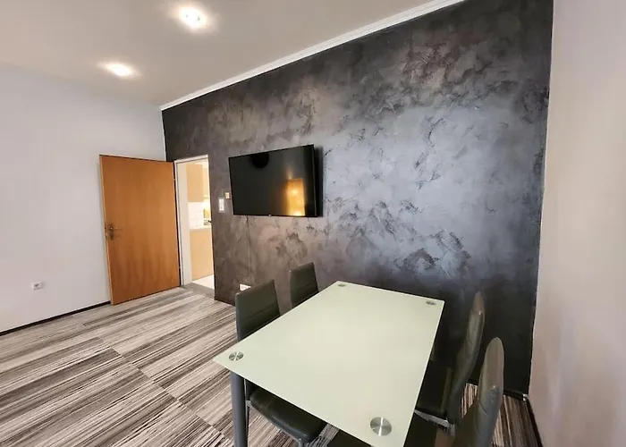 》Apartment Naehe Zentru